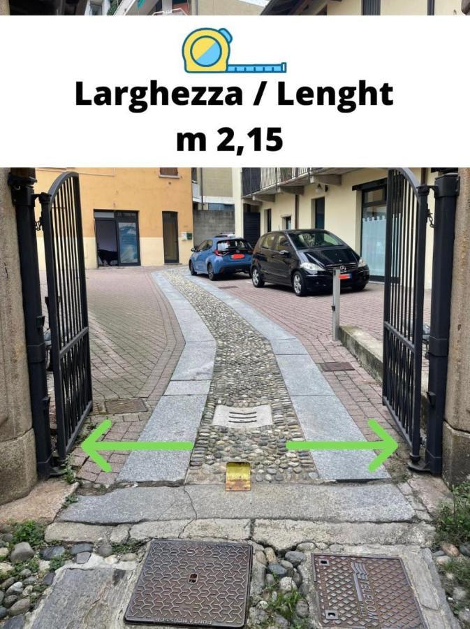 Leonardo Academy In 5' - Parcheggio Gratis - Laghi & Wi-Fi Lägenhet Sesto Calende Exteriör bild